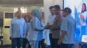 Peringatan Hari Buruh Internasional 2026 di Gedung Serbaguna Pemprov Sumut dihadiri Gubernur Bobby Nasution dan Kapolda Sumut dengan suasana kondusif